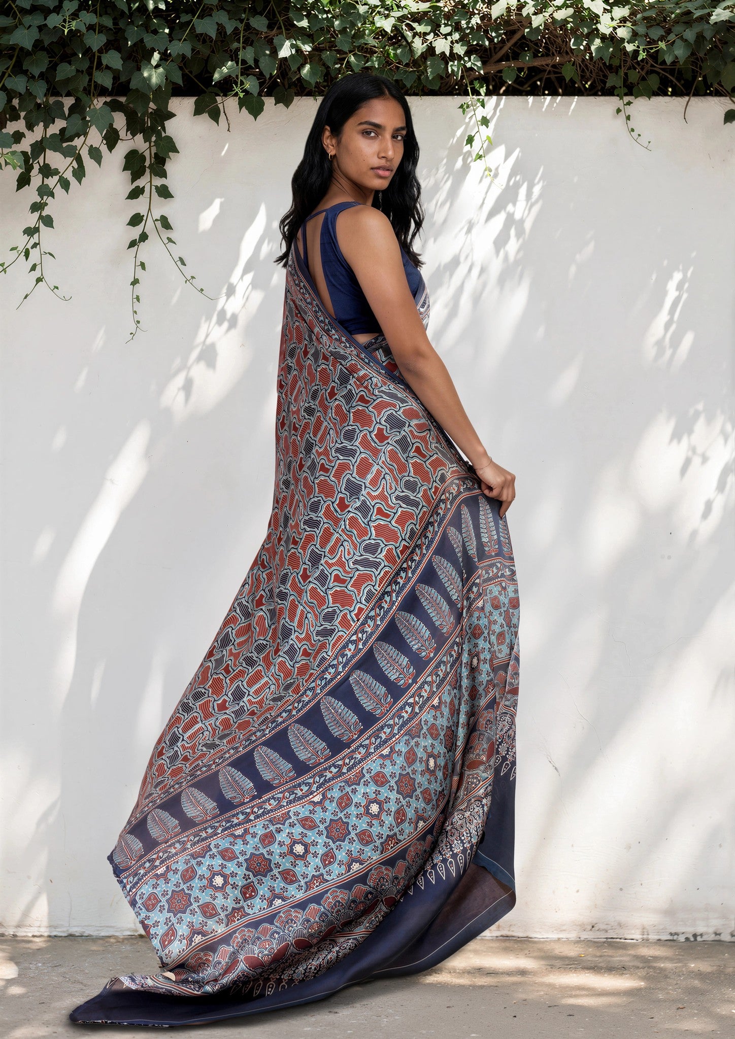 Muted Purple Ethnic Motif Satin Georgette Saree