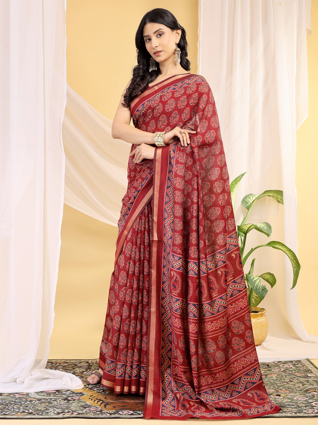 Chanderi Silk Artistic Motif Crimson Red Saree