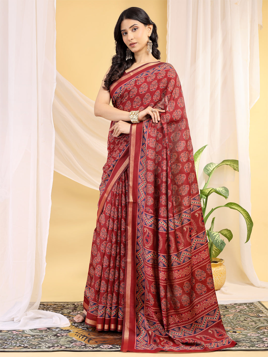 Chanderi Silk Artistic Motif Crimson Red Saree