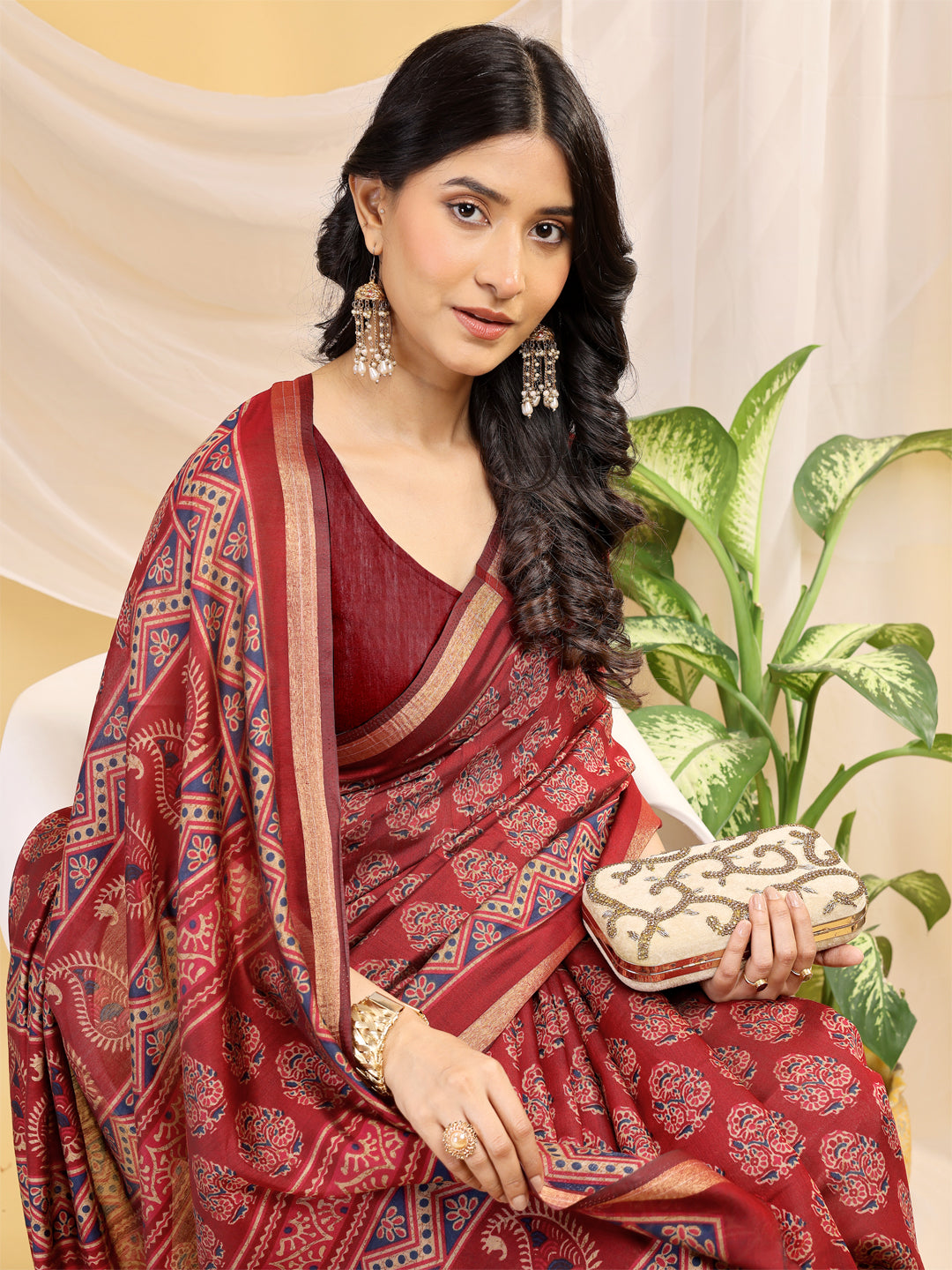 Chanderi Silk Artistic Motif Crimson Red Saree