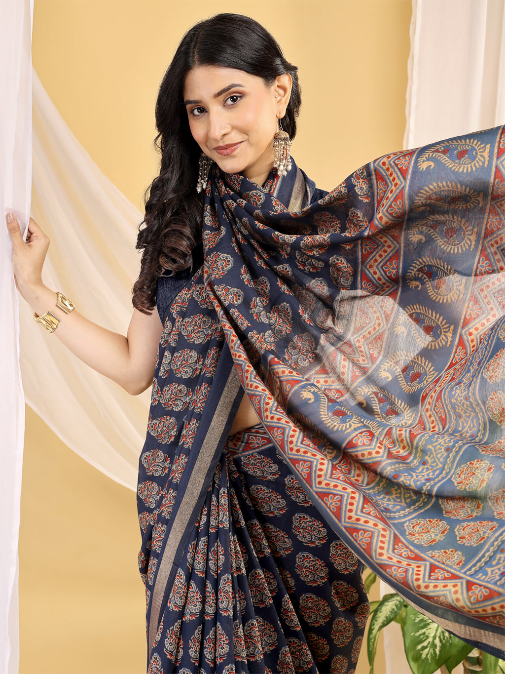 Chanderi Silk Artistic Motif Indigo Navy Saree