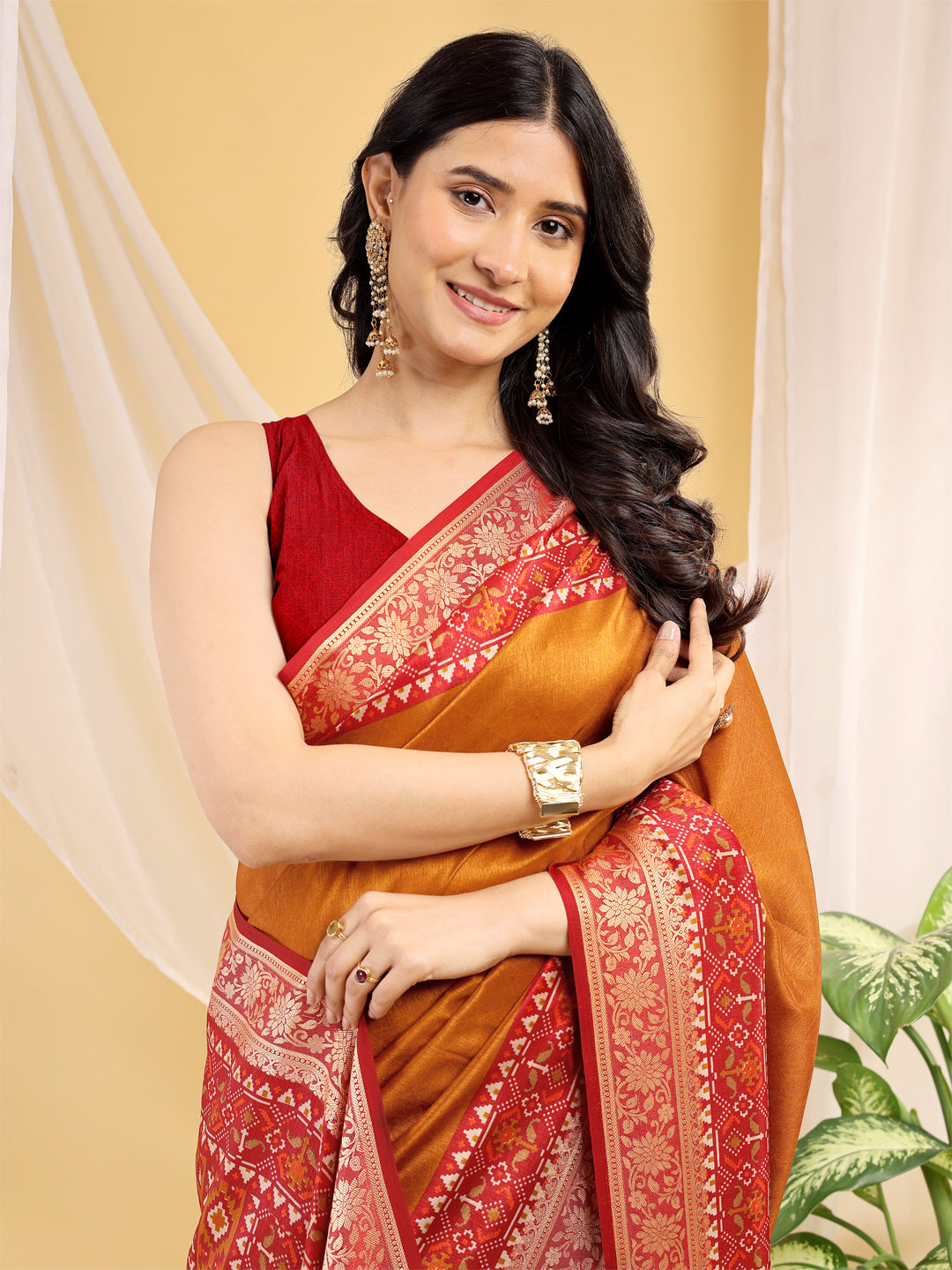Cotton Blend Ethnic Motif Mustard Orange Saree