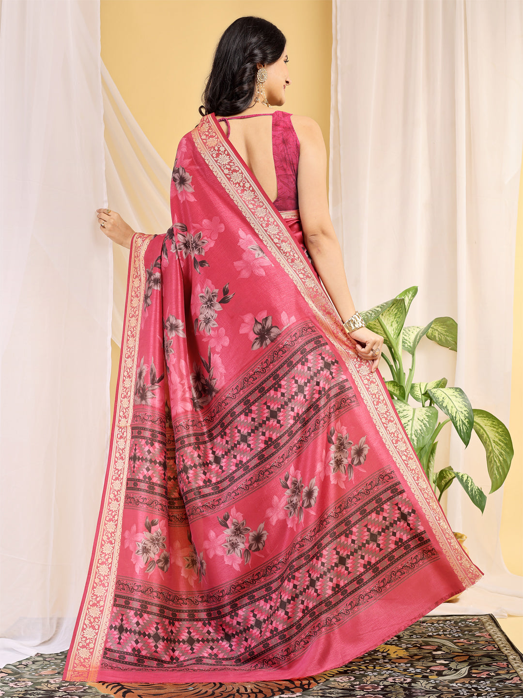 Cotton Blend Floral Rose Pink Saree