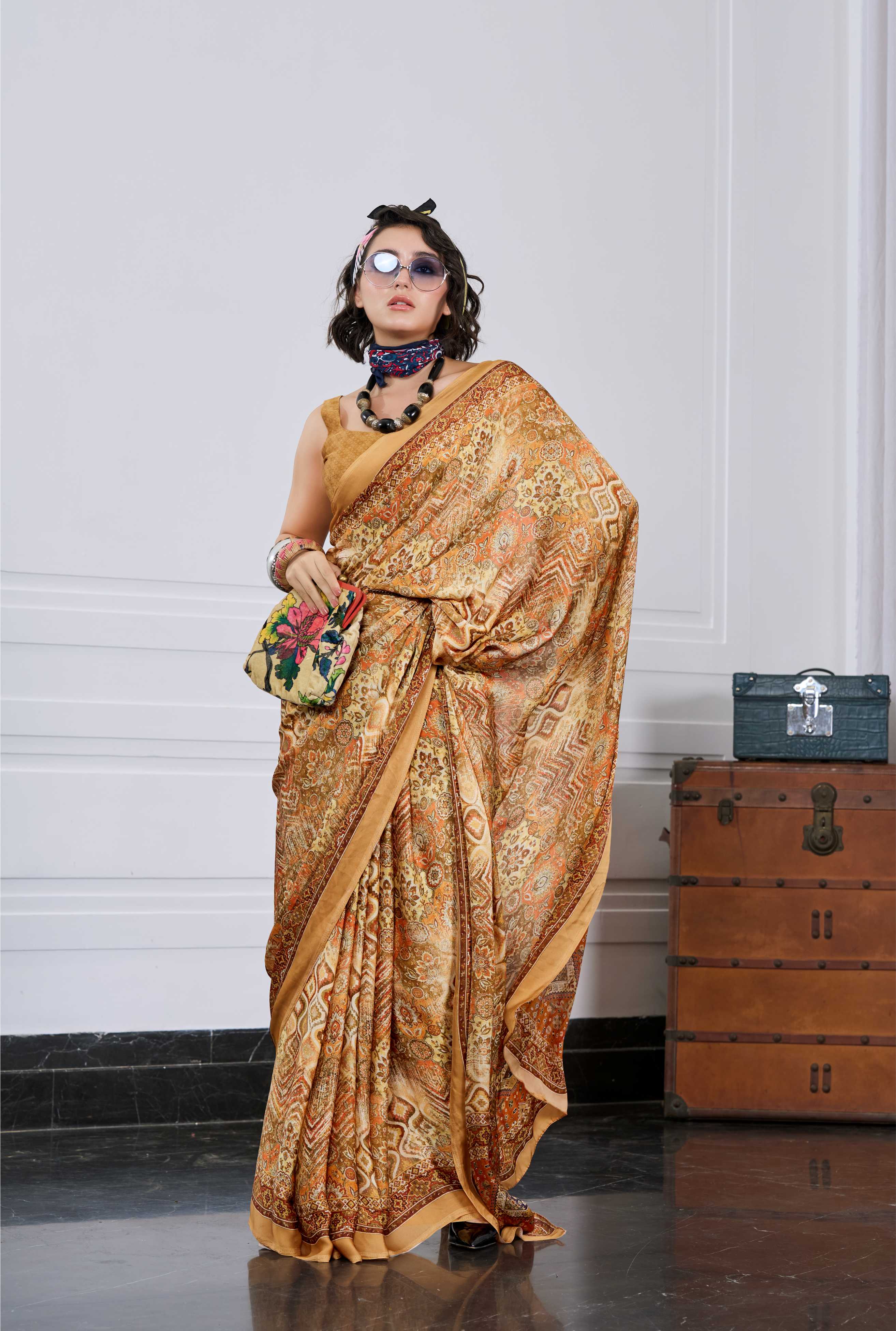 Flow Artistic Motif Antique Gold Saree