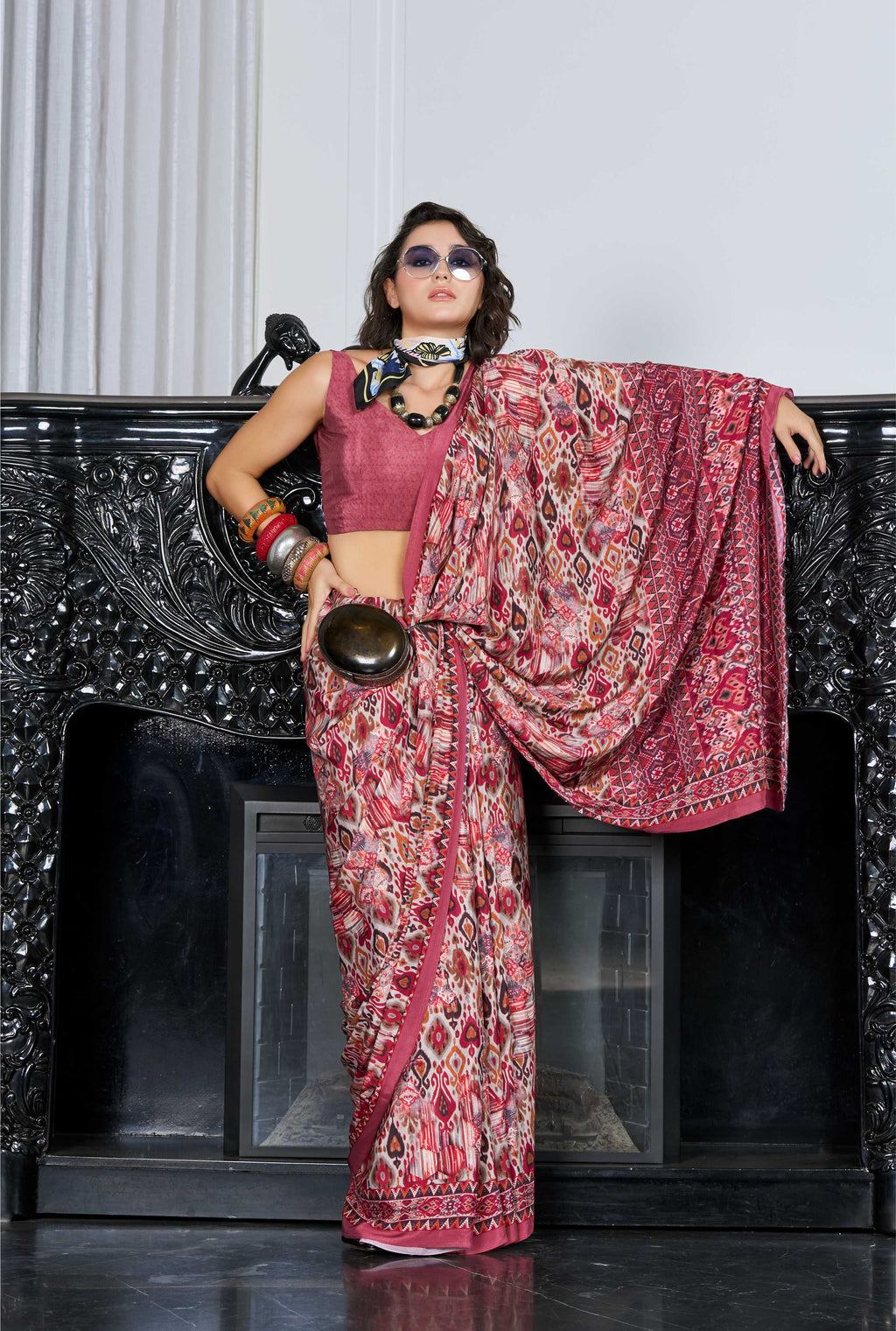 Flow Artistic Motif Maroon Red Saree