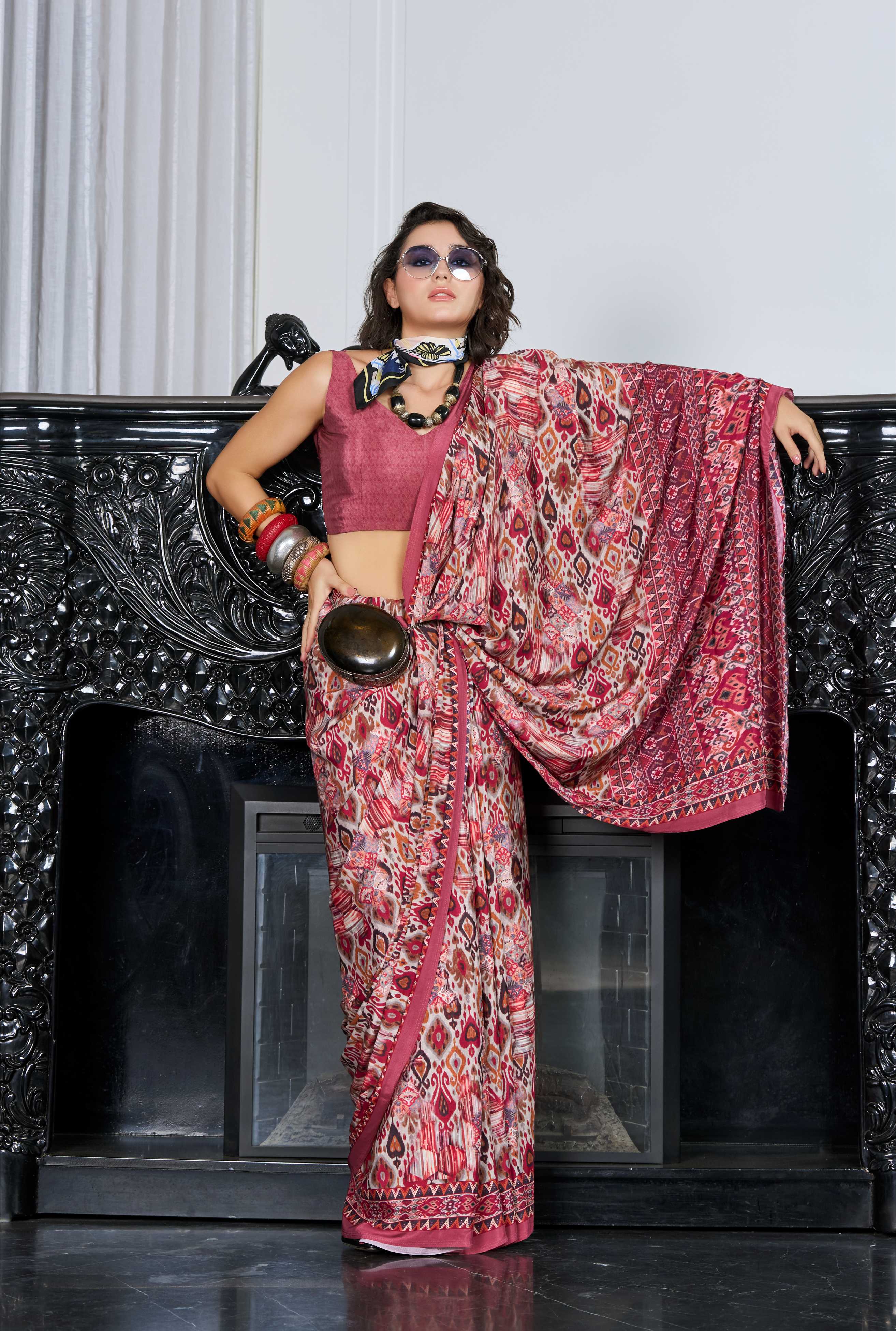 Flow Artistic Motif Maroon Red Saree