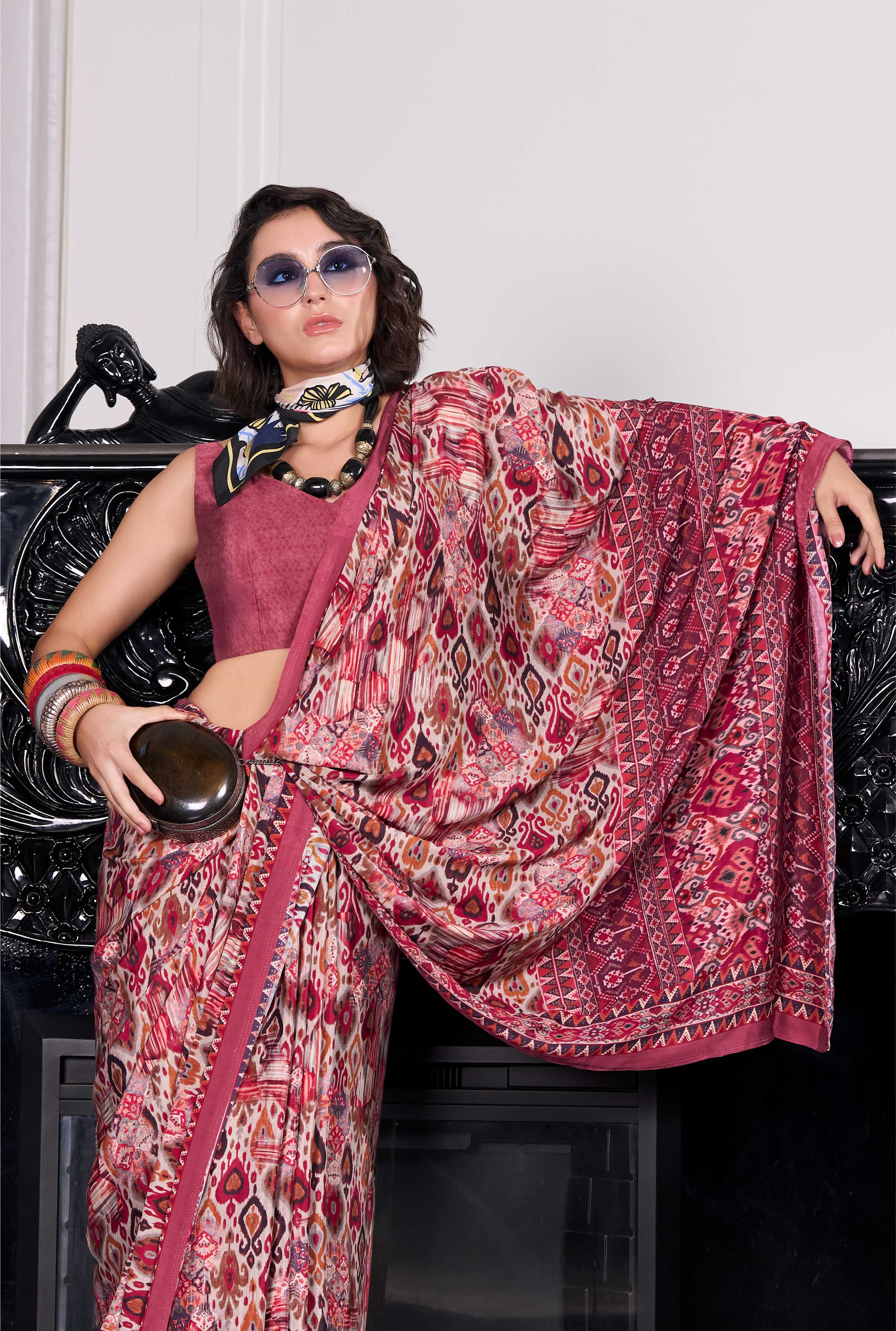Flow Artistic Motif Maroon Red Saree