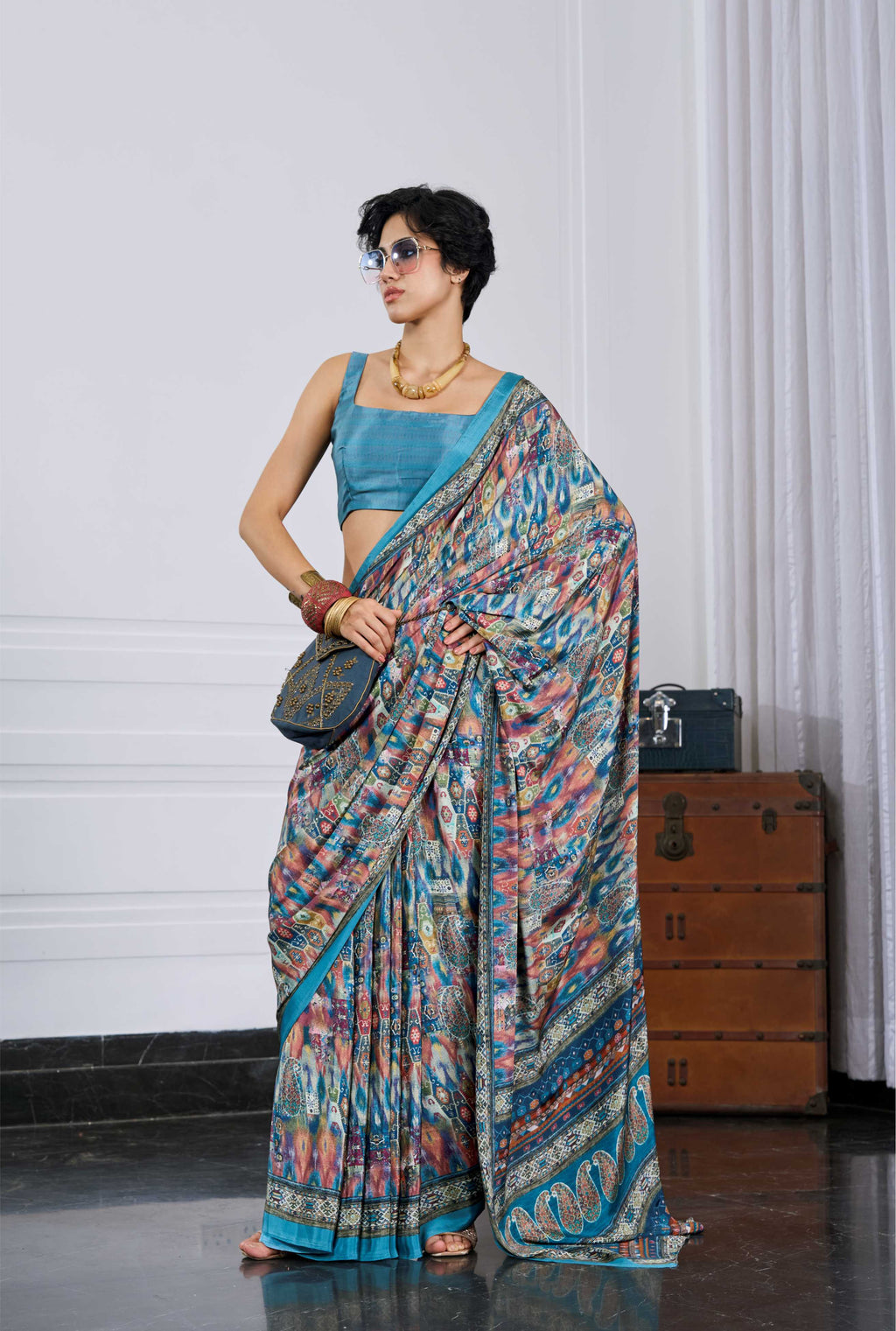Crepe Artistic Motif Multicolor Blue Saree