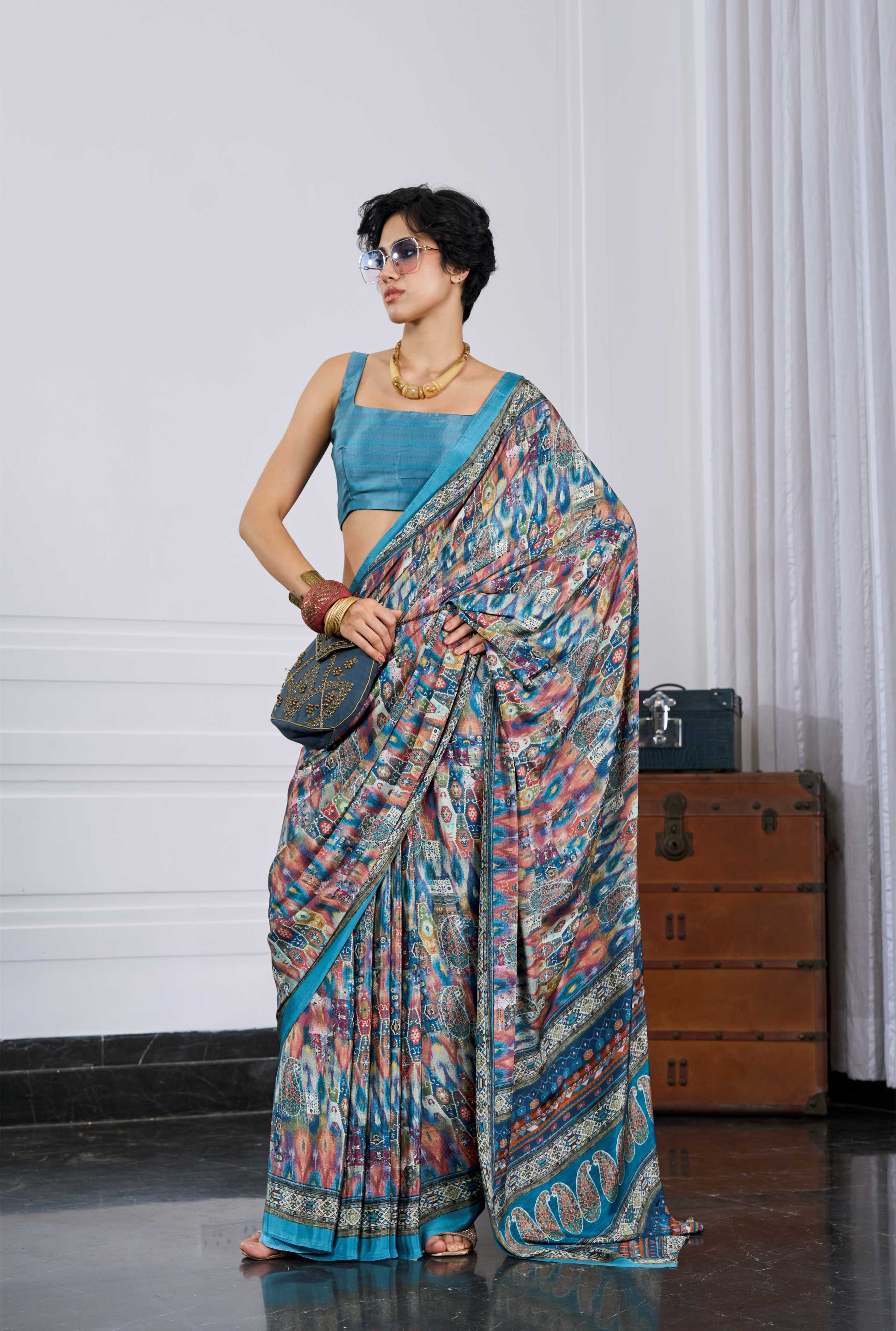 Flow Artistic Motif Multicolor Blue Saree