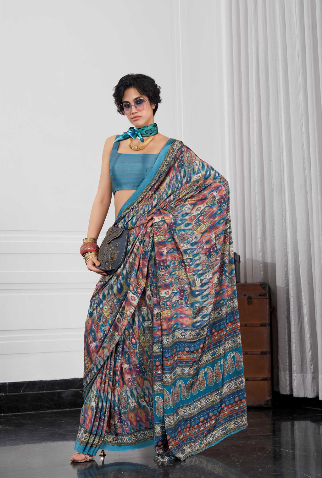 Crepe Artistic Motif Multicolor Blue Saree