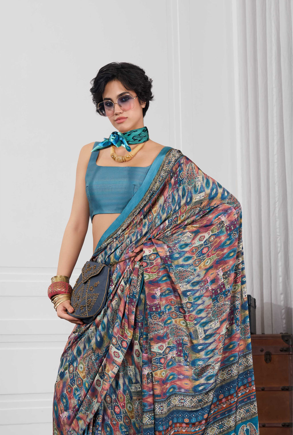 Crepe Artistic Motif Multicolor Blue Saree