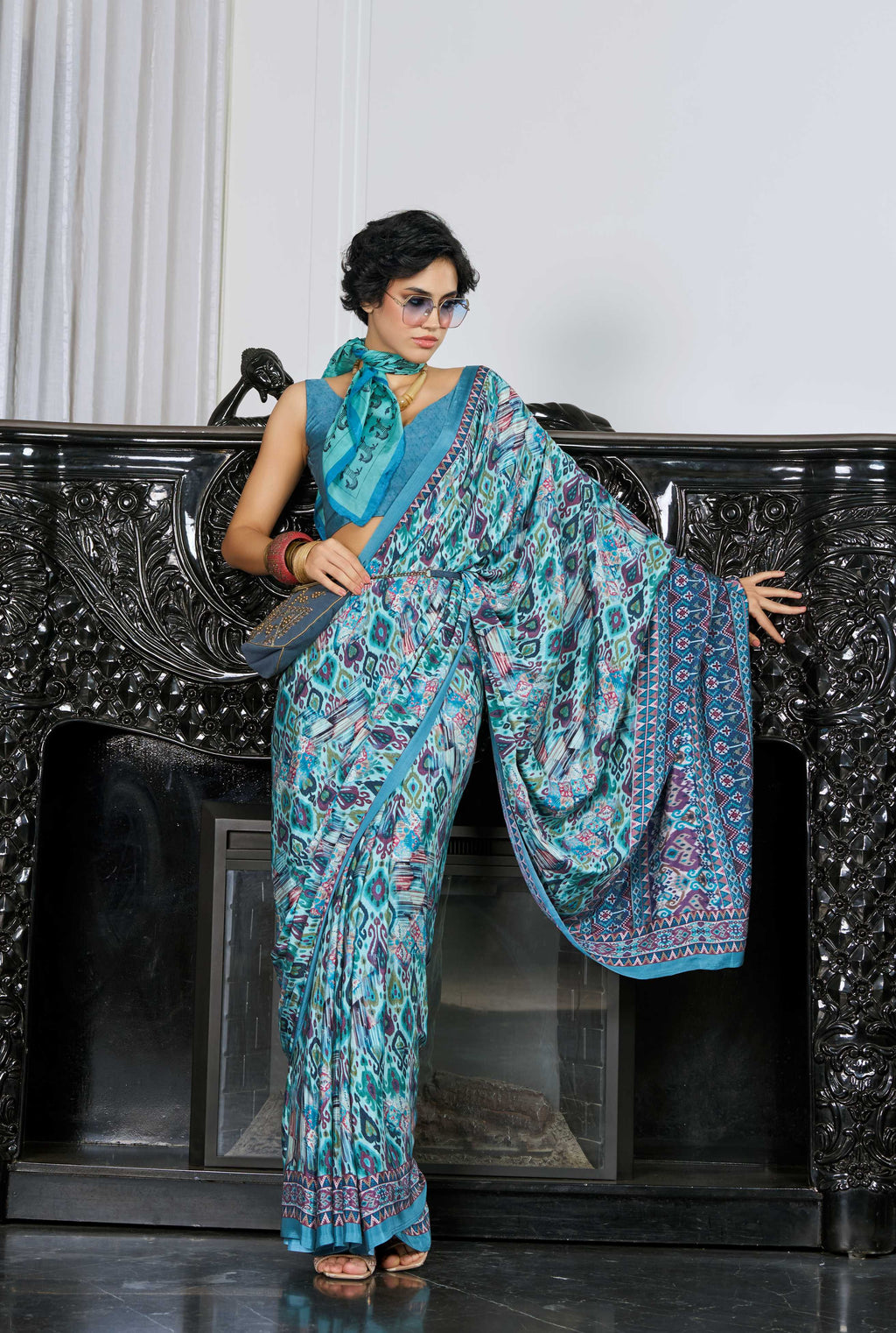 Flow Artistic Motif Sea Green Saree