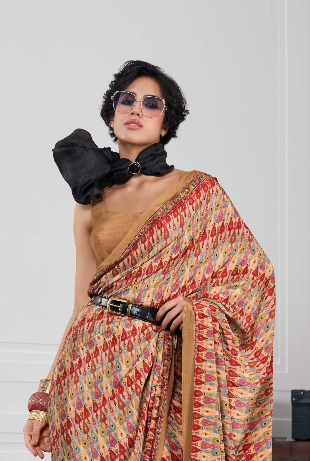 Flow Ethnic Motif Golden Beige Saree