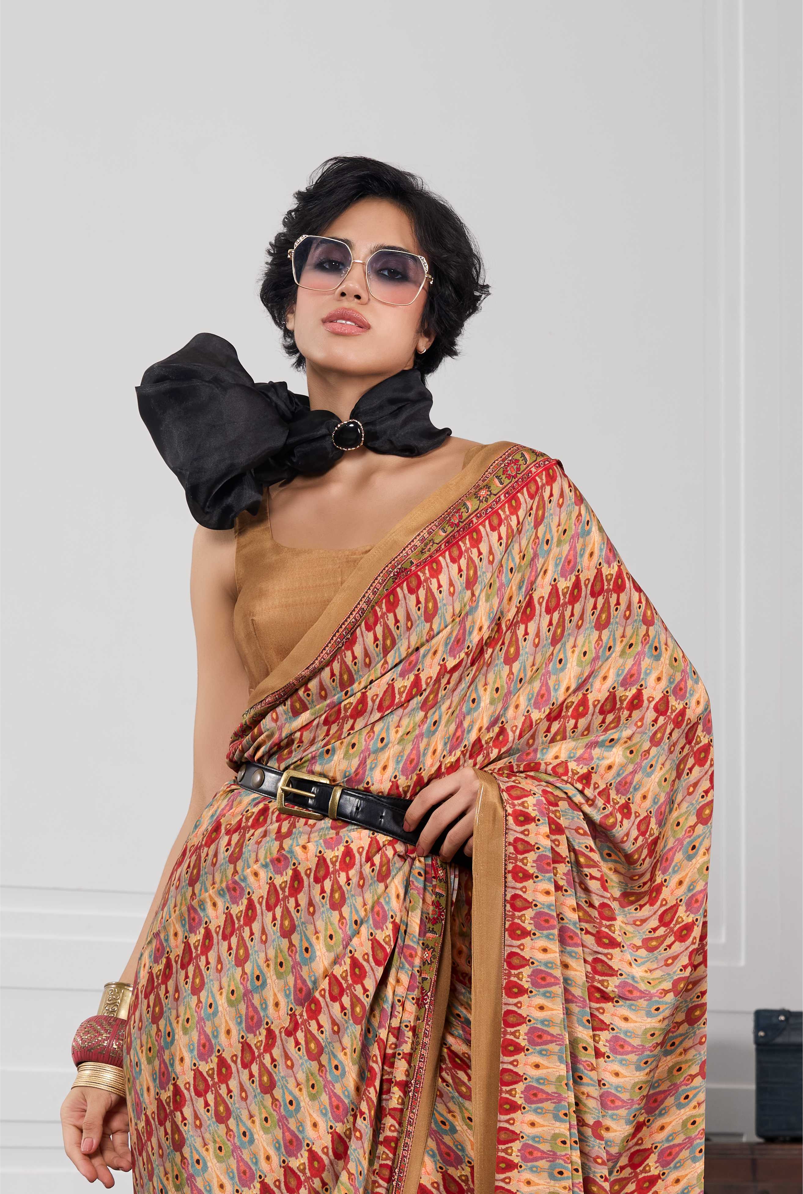 Flow Ethnic Motif Golden Beige Saree